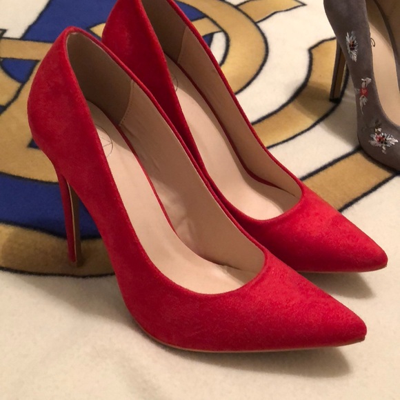 Red suede misguided heels - Picture 2 of 2